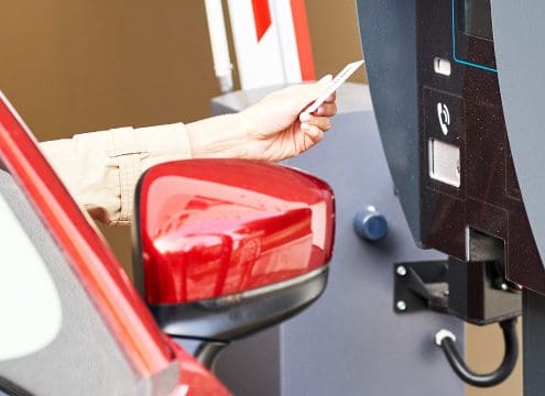 ตู้ออกบัตร ในระบบบริหารลานจอดรถ