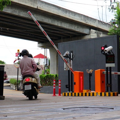 ระบบกล้องอ่านป้ายทะเบียนรถยนต์ We Condo
